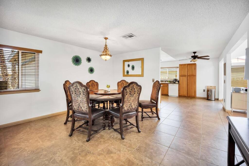 Centrally Located Spacious Vacation Hom 13 M Strip Las Vegas Luaran gambar