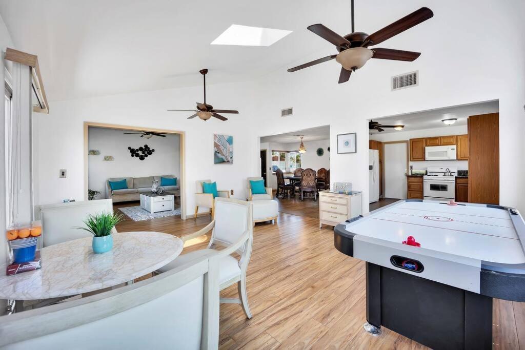 Centrally Located Spacious Vacation Hom 13 M Strip Las Vegas Luaran gambar